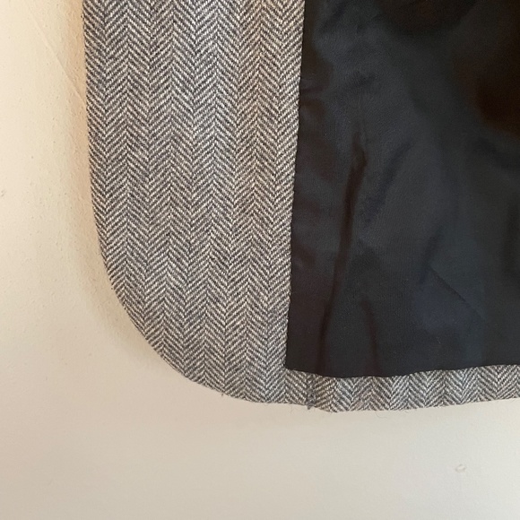 Custom Tweed Wool Blazer - Picture 4 of 4